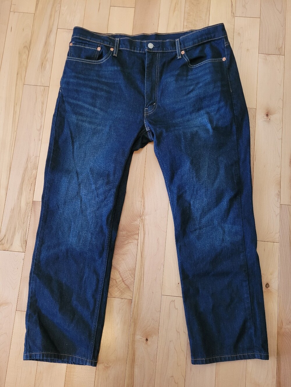 Levi's 514 men's size 40 straight leg blue jeans
